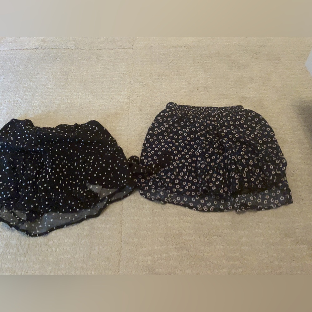 2 princess polly skirts size small